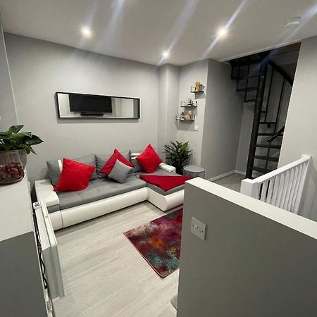 Unique Duplex Apartment Free Parking Free Wi-Fi 6 Minutes From Leeds City Centre Εξωτερικό φωτογραφία